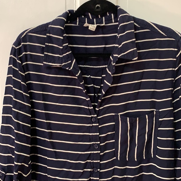 BeachLunchLounge Roll Tab Sleeve Striped Top - Picture 3 of 6